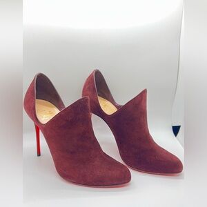 Christian louboutin bootie size 38